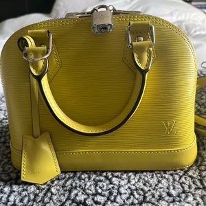 Louie Vuitton small yellow Alma